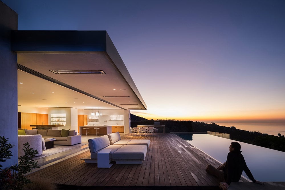 3 Modern Beach Houses That Take Advantage of Ocean Views